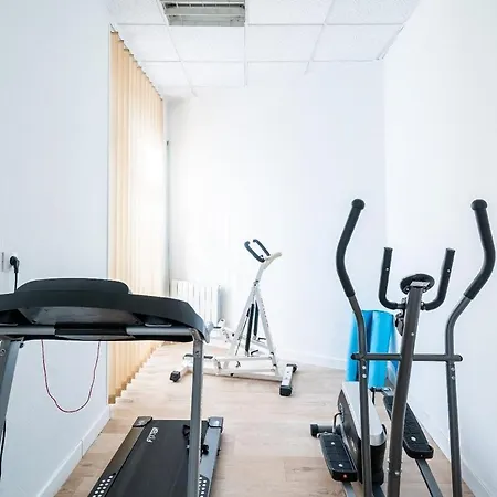 아파트 Le Petit Nid En Haut, En Duplex 리모주