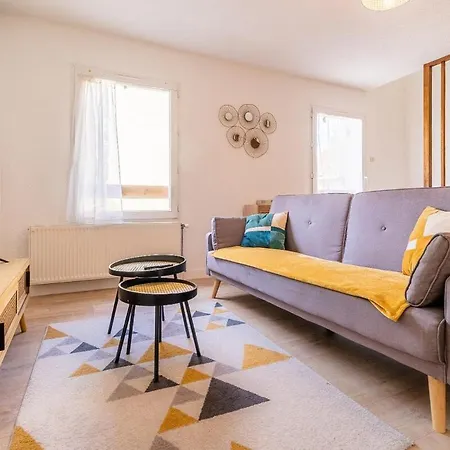 Le Petit Nid En Haut, En Duplex